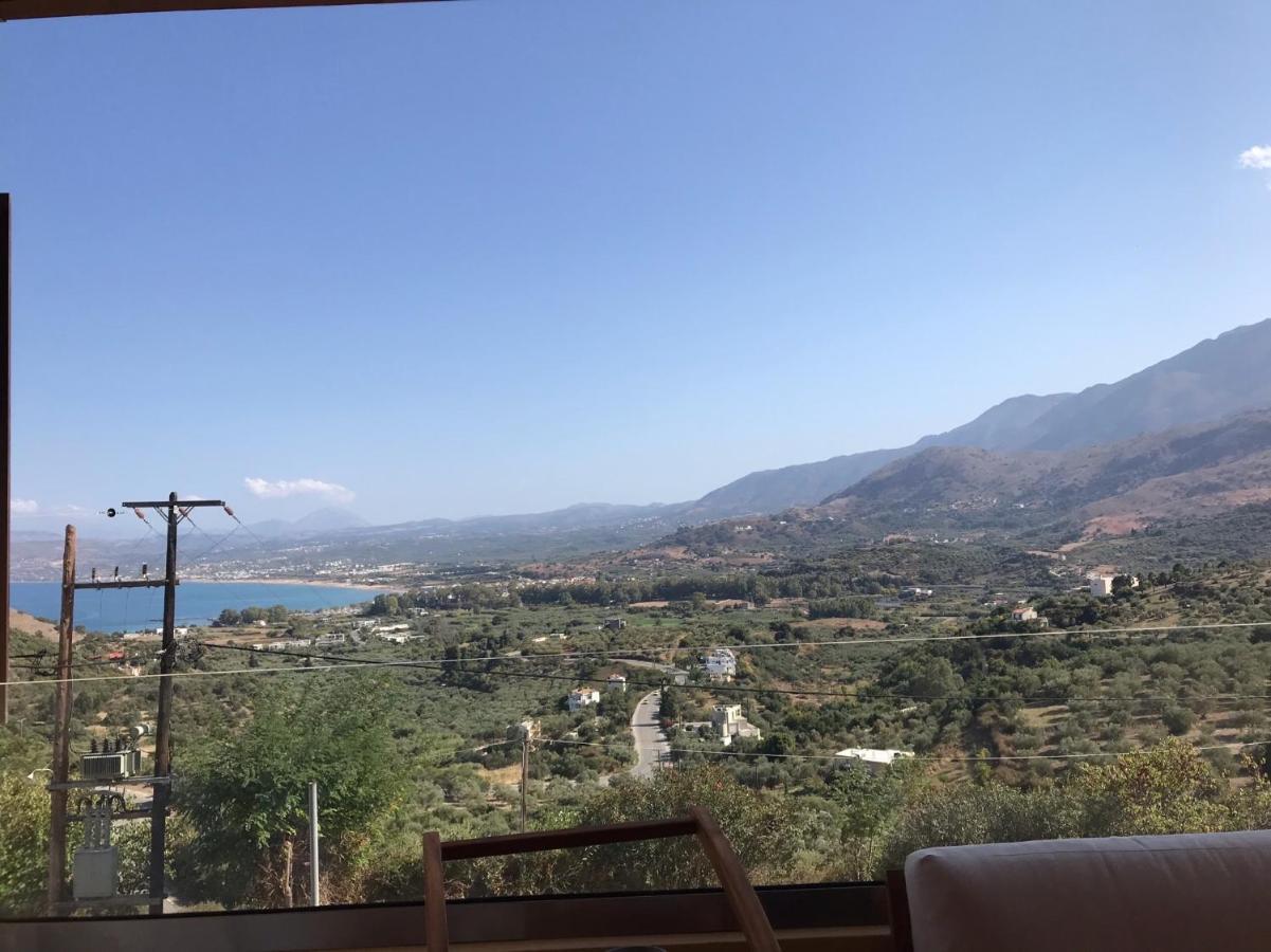 Arbutus - Relaxing Apartment With Fantastic Views Георгиуполис Экстерьер фото