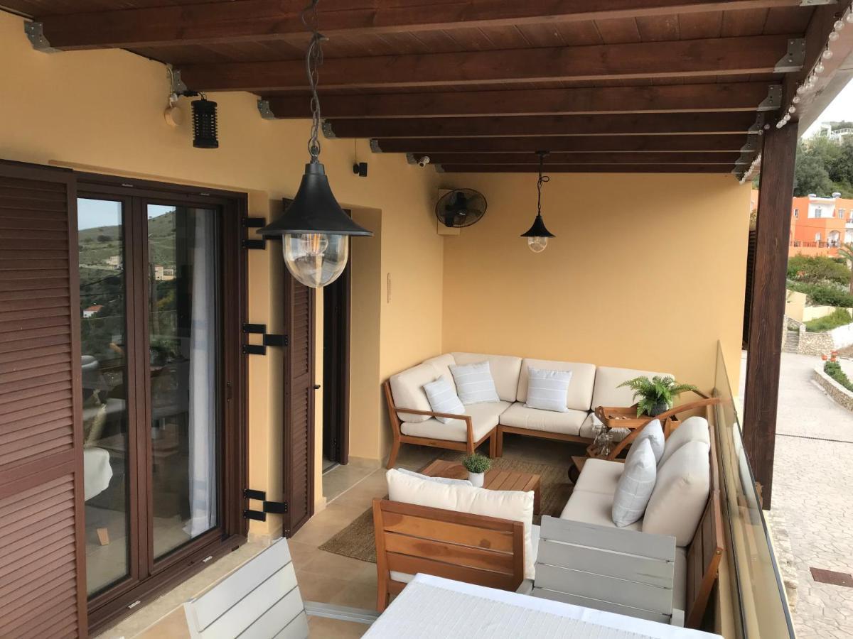 Arbutus - Relaxing Apartment With Fantastic Views Георгиуполис Экстерьер фото